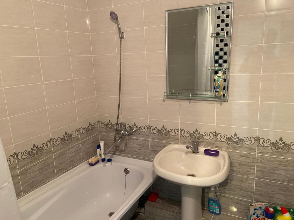 Standart Apartment On Kozhamkulov 128 Almaty Eksteriør bilde
